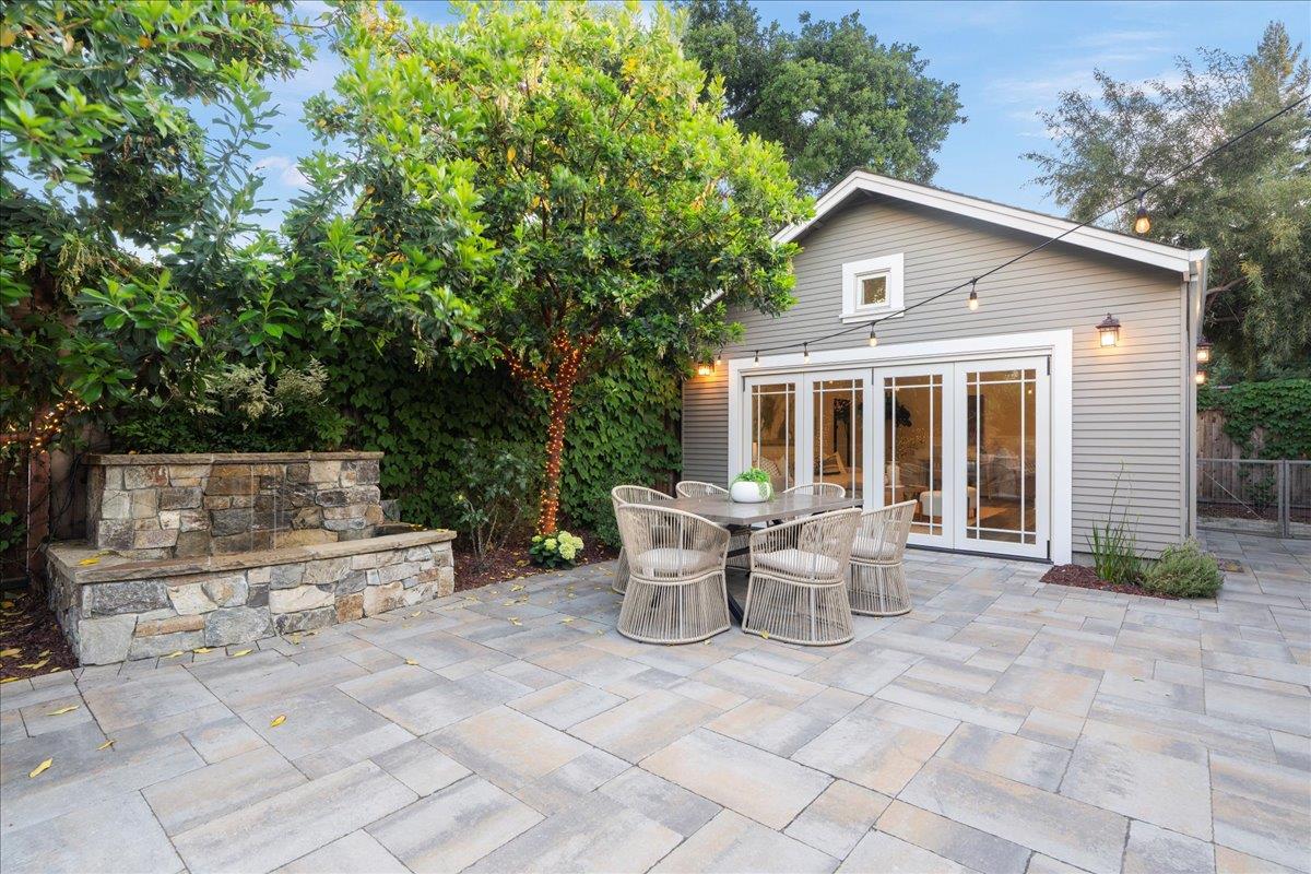 Detail Gallery Image 42 of 67 For 1349 Iris Ct, San Jose,  CA 95125 - 3 Beds | 2/1 Baths