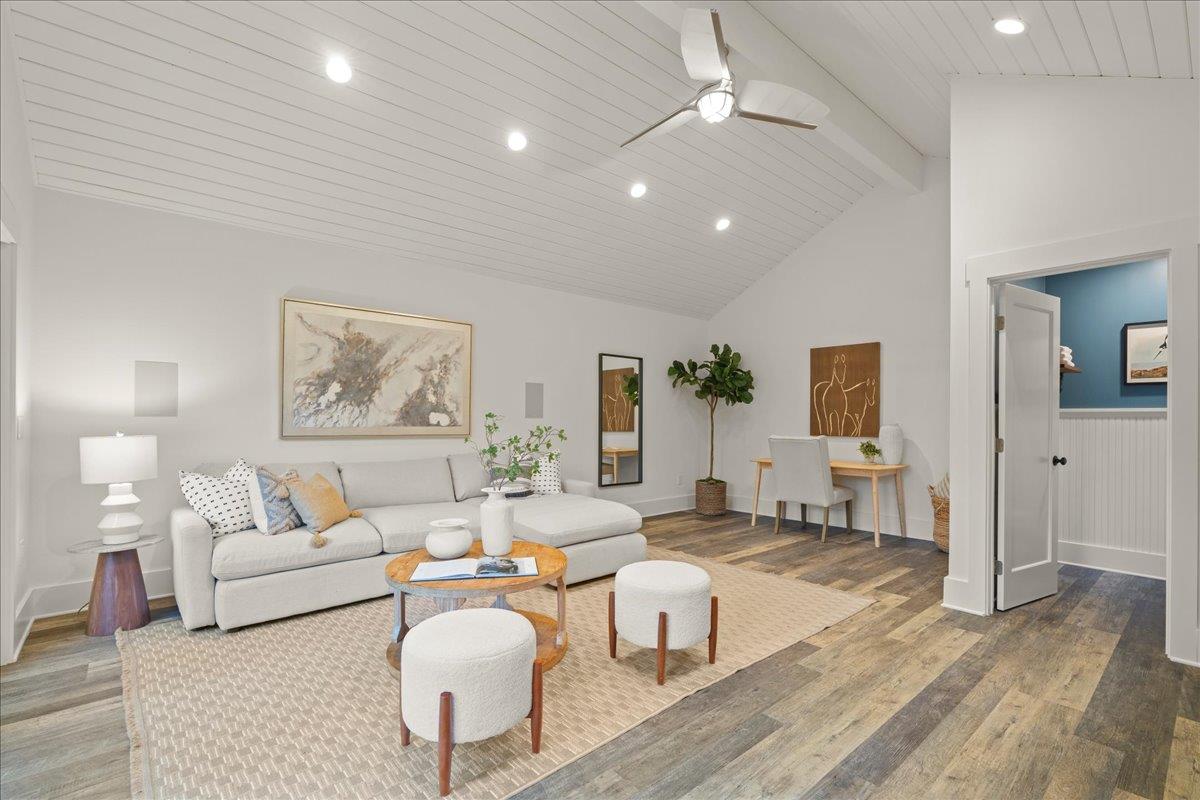 Detail Gallery Image 8 of 67 For 1349 Iris Ct, San Jose,  CA 95125 - 3 Beds | 2/1 Baths