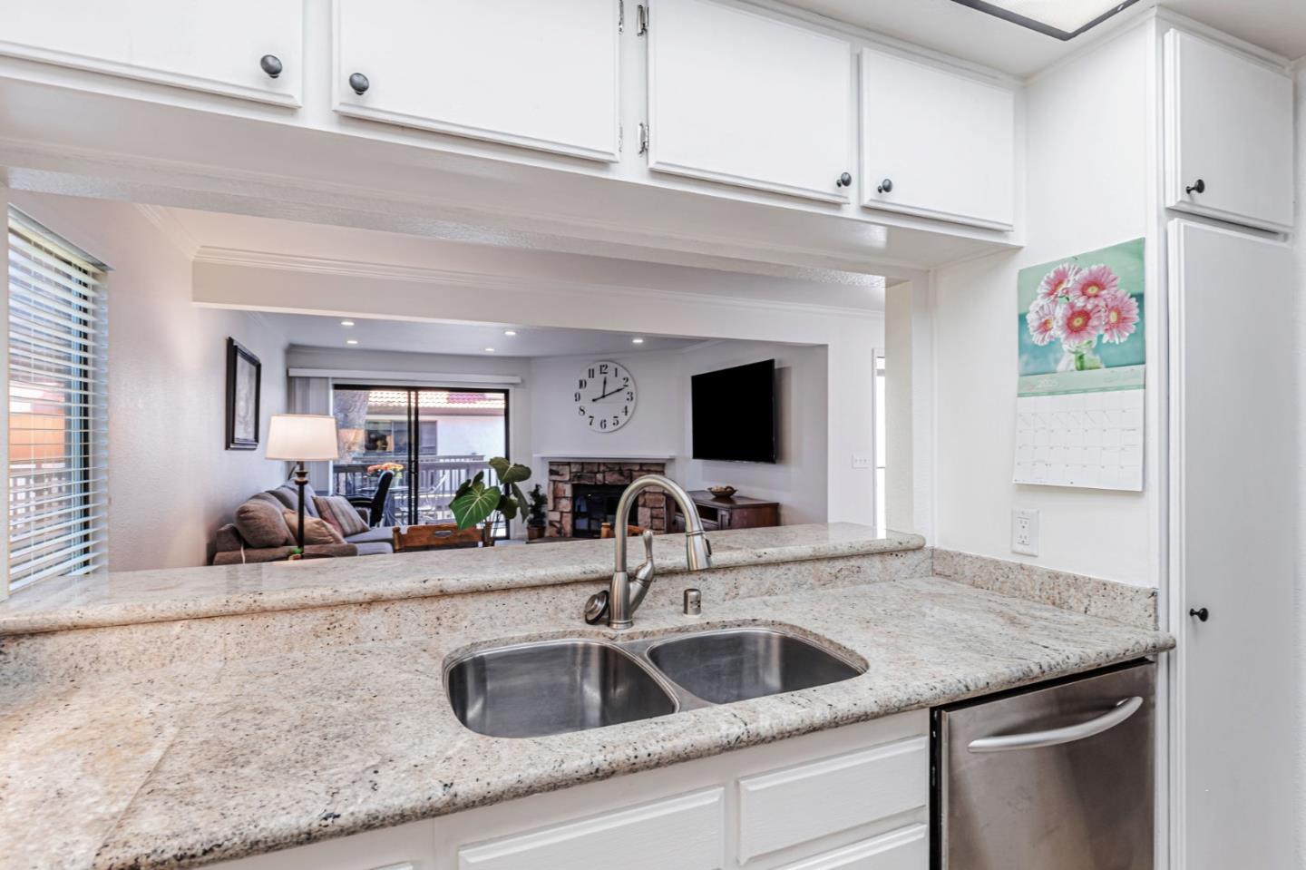 Detail Gallery Image 13 of 30 For 775 Williamsburg Way #APT B,  Gilroy,  CA 95020 - 1 Beds | 1 Baths