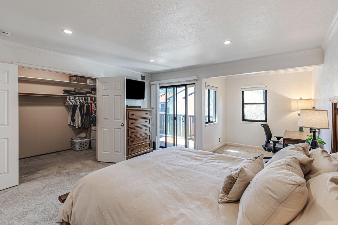 Detail Gallery Image 19 of 30 For 775 Williamsburg Way #APT B,  Gilroy,  CA 95020 - 1 Beds | 1 Baths