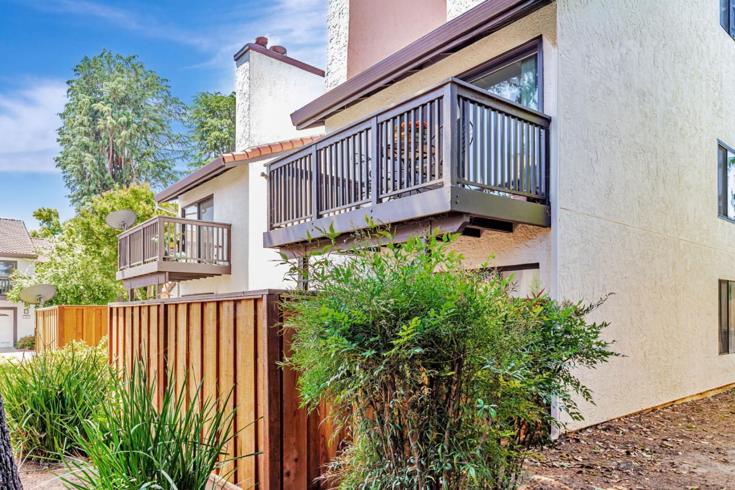Detail Gallery Image 3 of 30 For 775 Williamsburg Way #APT B,  Gilroy,  CA 95020 - 1 Beds | 1 Baths