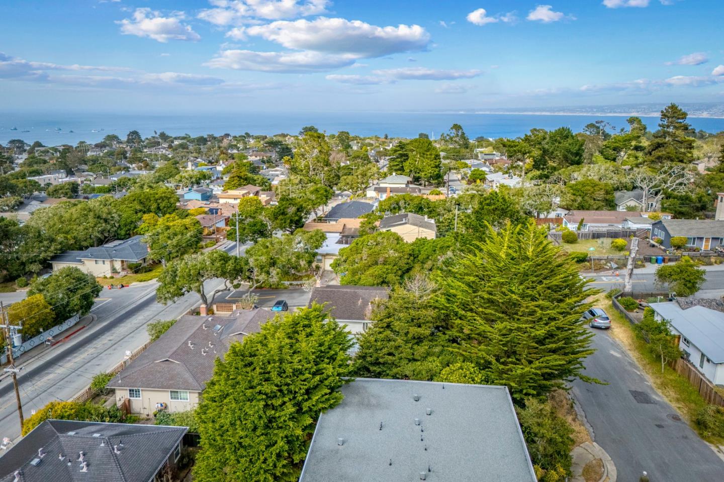 Detail Gallery Image 34 of 41 For 881 Terry St, Monterey,  CA 93940 - 3 Beds | 2/1 Baths