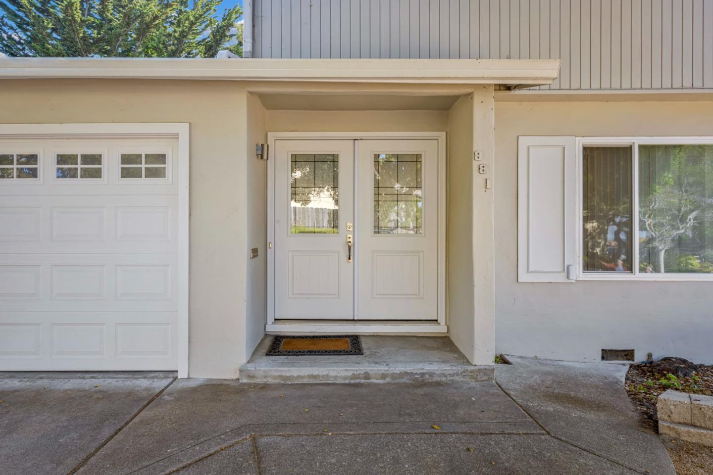 Detail Gallery Image 4 of 41 For 881 Terry St, Monterey,  CA 93940 - 3 Beds | 2/1 Baths
