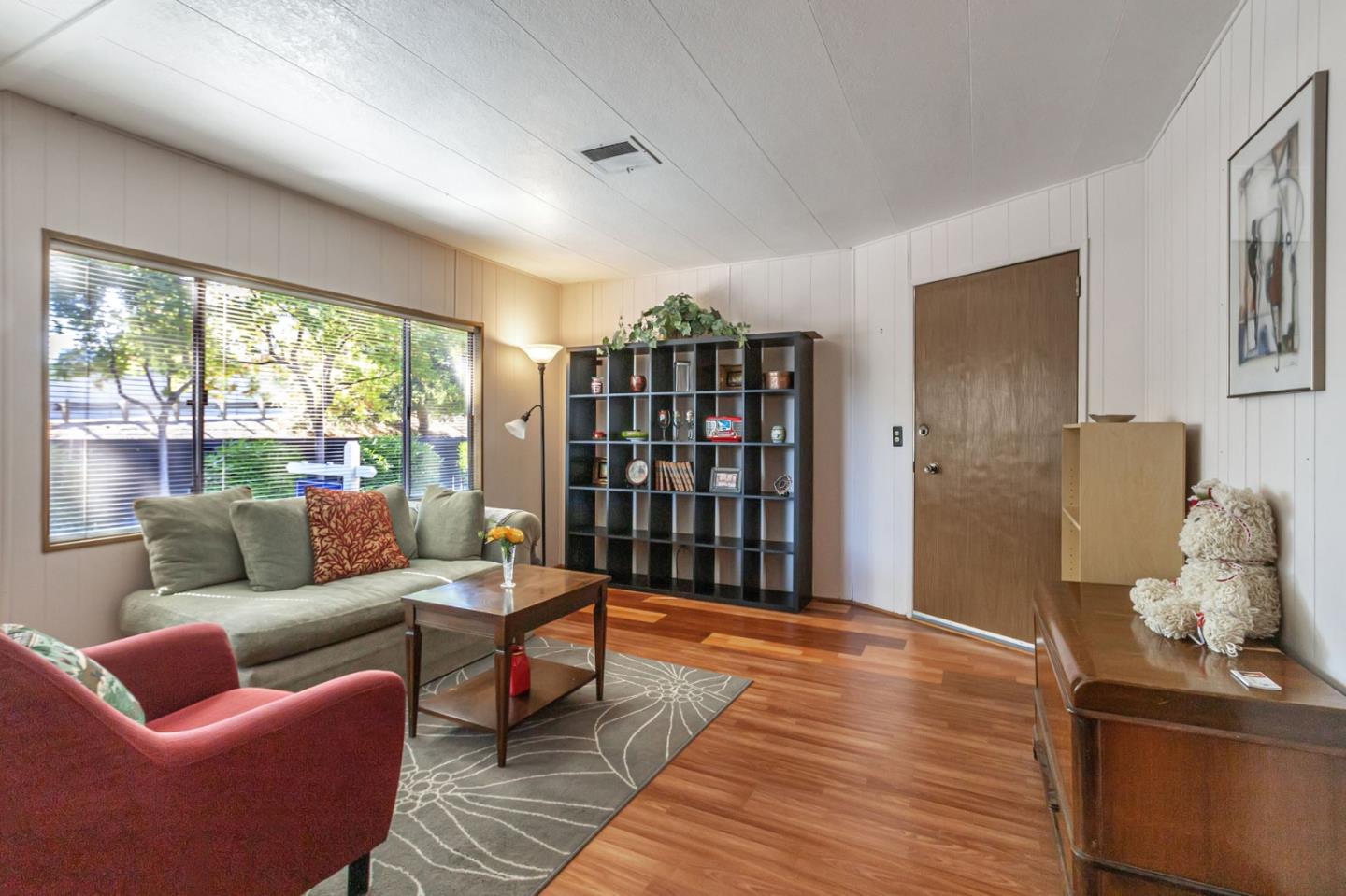 Detail Gallery Image 16 of 49 For 690 Persian Dr #9,  Sunnyvale,  CA 94089 - 2 Beds | 2 Baths
