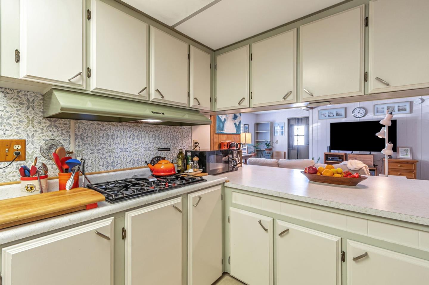 Detail Gallery Image 21 of 49 For 690 Persian Dr #9,  Sunnyvale,  CA 94089 - 2 Beds | 2 Baths