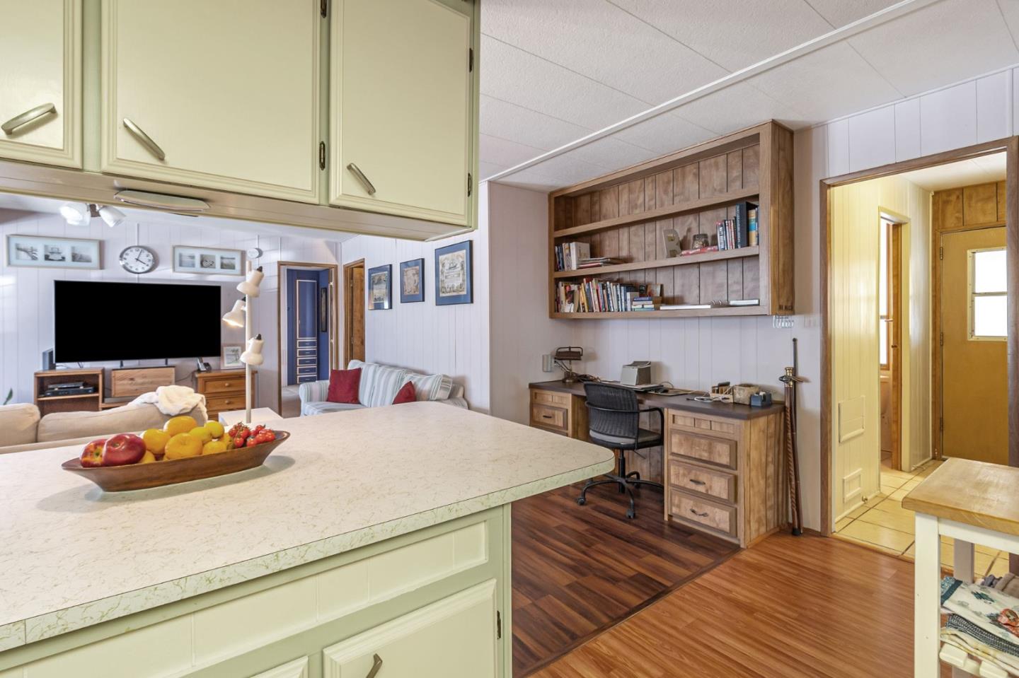 Detail Gallery Image 22 of 49 For 690 Persian Dr #9,  Sunnyvale,  CA 94089 - 2 Beds | 2 Baths