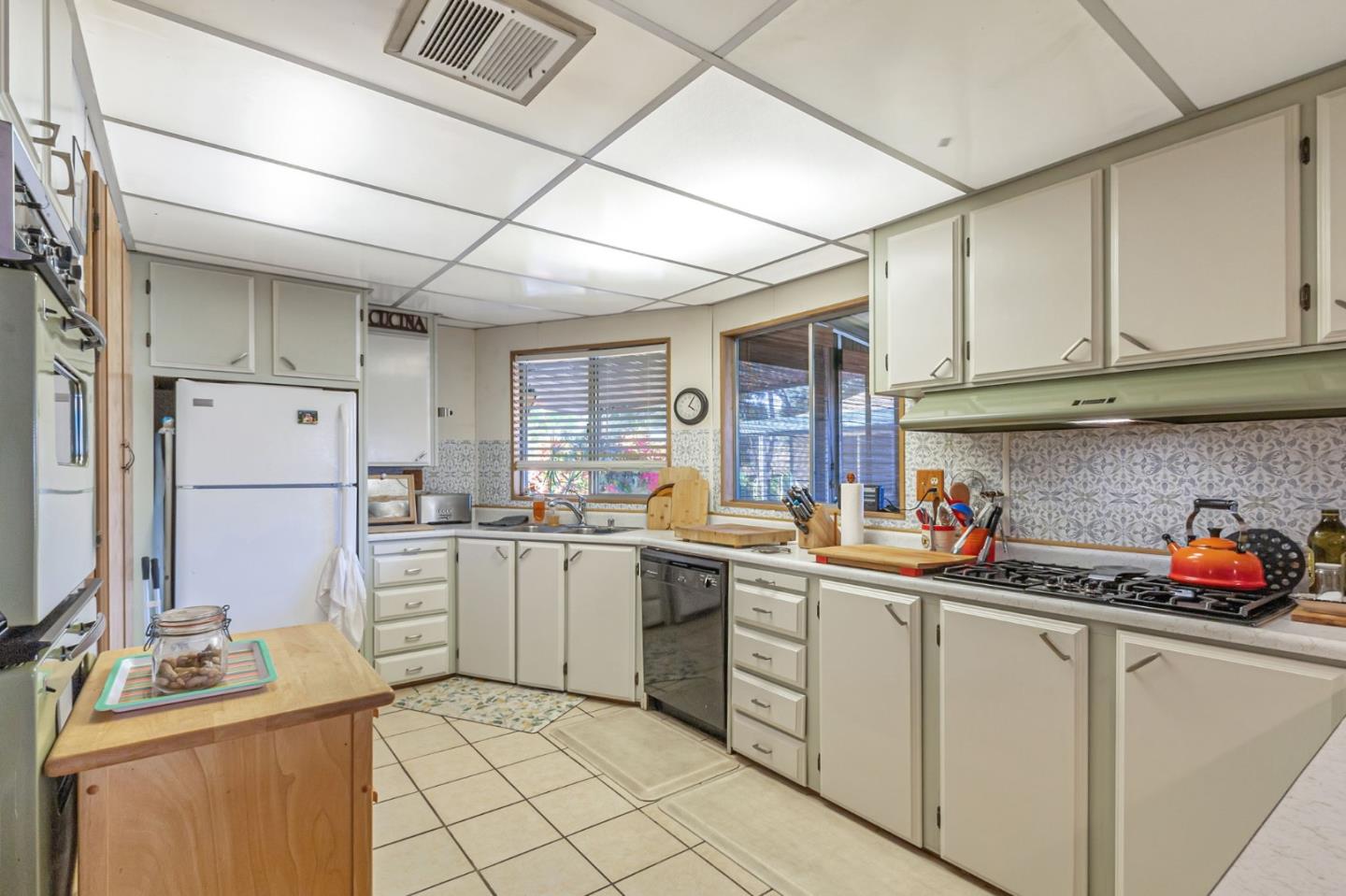 Detail Gallery Image 24 of 49 For 690 Persian Dr #9,  Sunnyvale,  CA 94089 - 2 Beds | 2 Baths
