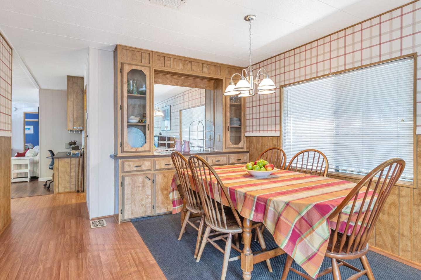 Detail Gallery Image 27 of 49 For 690 Persian Dr #9,  Sunnyvale,  CA 94089 - 2 Beds | 2 Baths