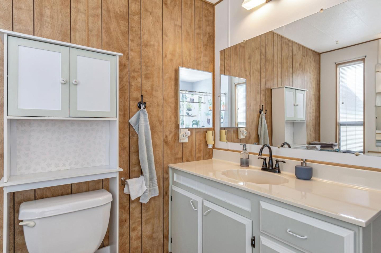 Detail Gallery Image 41 of 49 For 690 Persian Dr #9,  Sunnyvale,  CA 94089 - 2 Beds | 2 Baths