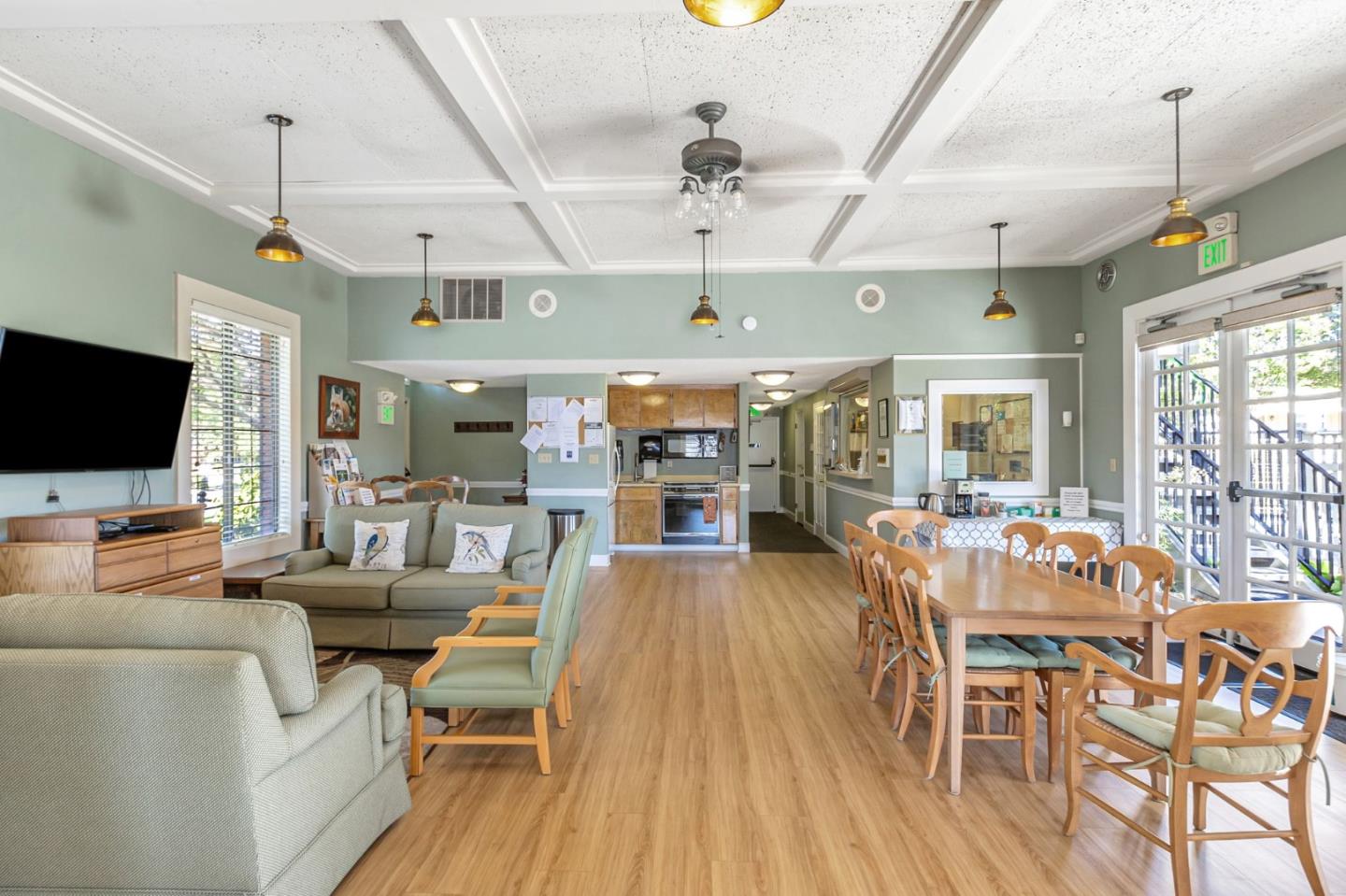 Detail Gallery Image 7 of 49 For 690 Persian Dr #9,  Sunnyvale,  CA 94089 - 2 Beds | 2 Baths