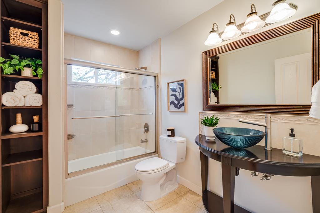 Detail Gallery Image 24 of 68 For 1021 Webster St, Santa Cruz,  CA 95062 - 3 Beds | 2 Baths