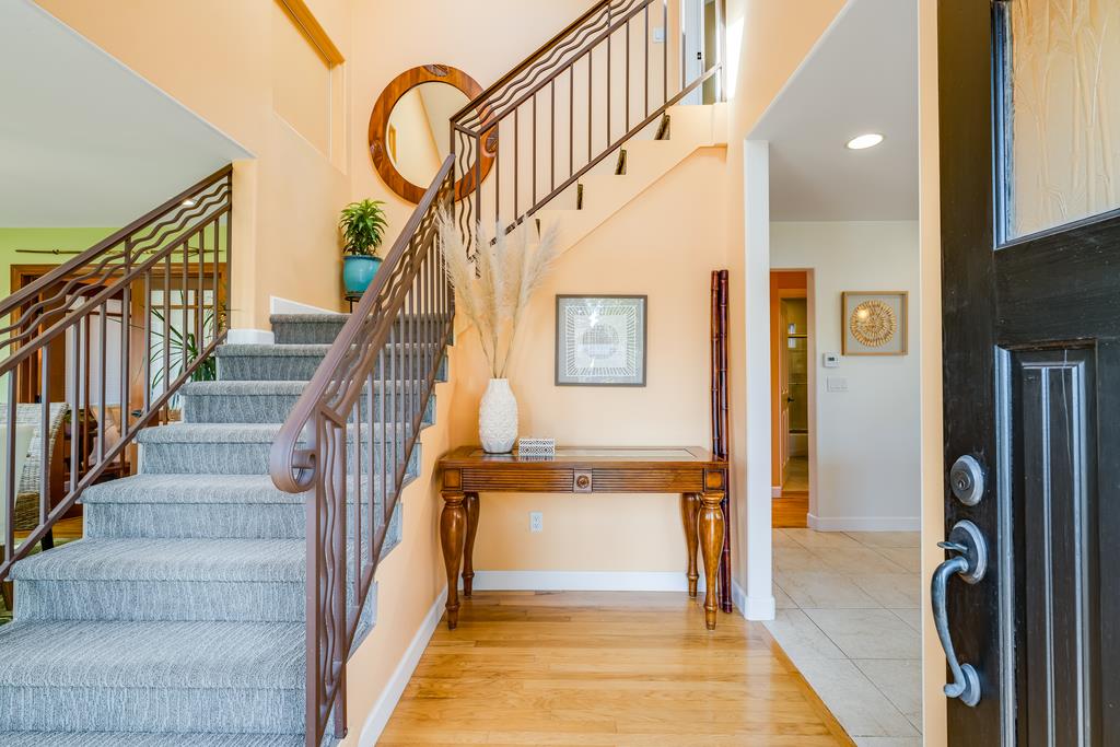 Detail Gallery Image 3 of 68 For 1021 Webster St, Santa Cruz,  CA 95062 - 3 Beds | 2 Baths