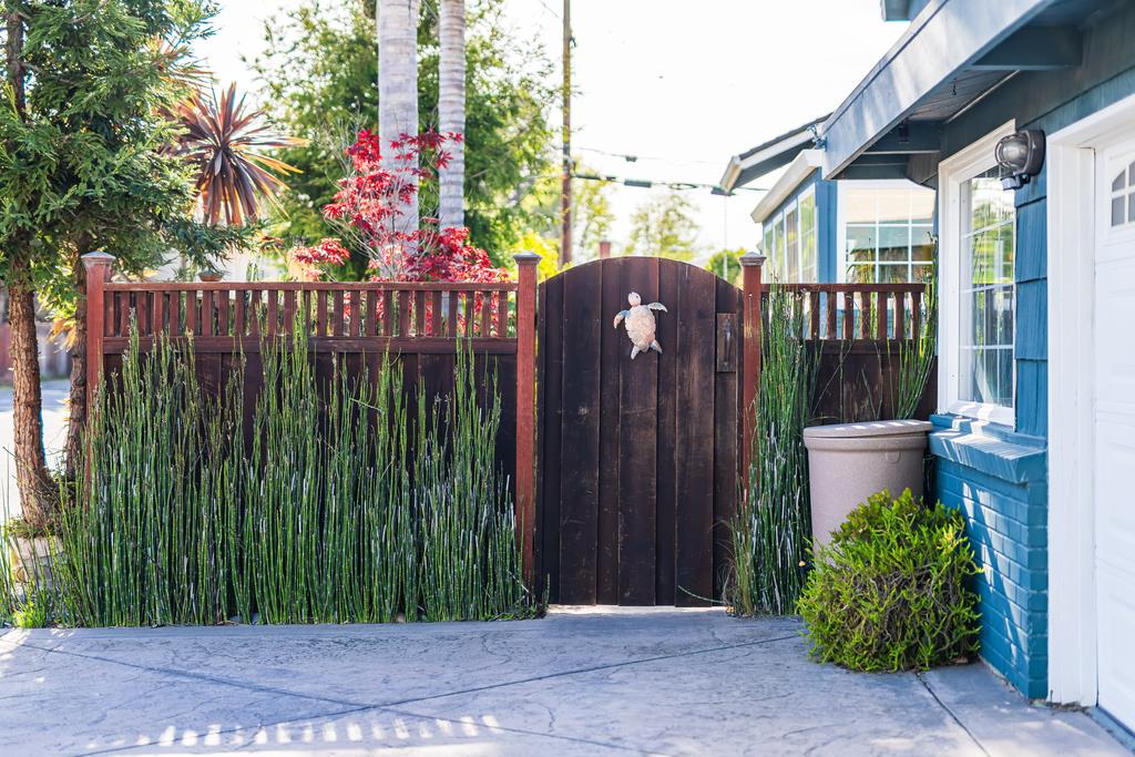 Detail Gallery Image 55 of 68 For 1021 Webster St, Santa Cruz,  CA 95062 - 3 Beds | 2 Baths