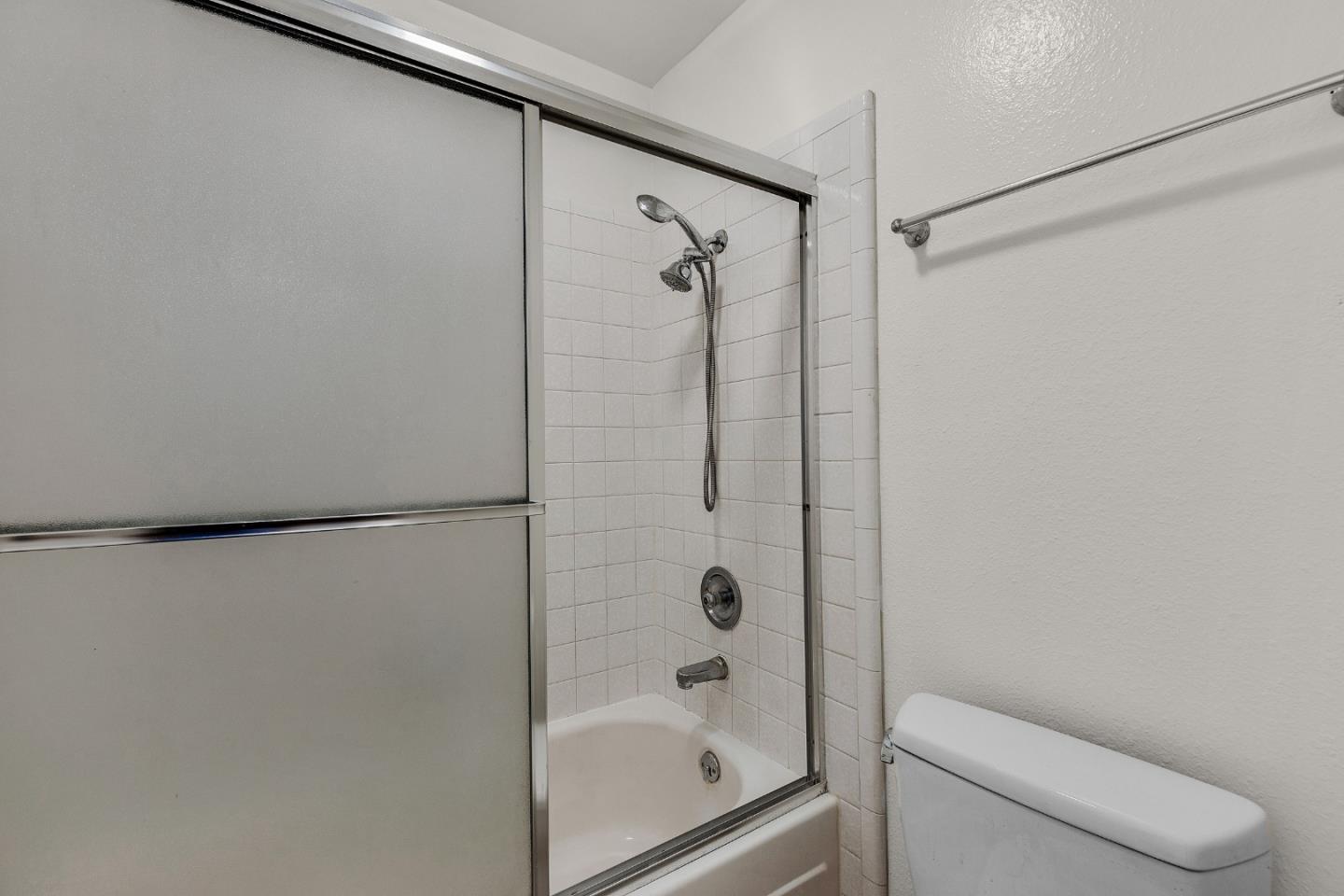 Detail Gallery Image 19 of 29 For 6109 Shelter Creek Ln, San Bruno,  CA 94066 - 0 Beds | 1 Baths