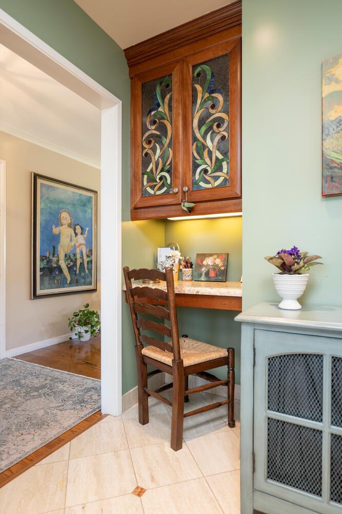 Detail Gallery Image 16 of 25 For 501 Yale Dr, San Mateo,  CA 94402 - 3 Beds | 2 Baths