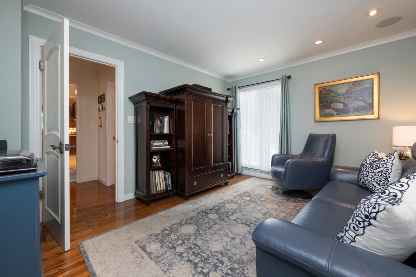 Detail Gallery Image 20 of 25 For 501 Yale Dr, San Mateo,  CA 94402 - 3 Beds | 2 Baths