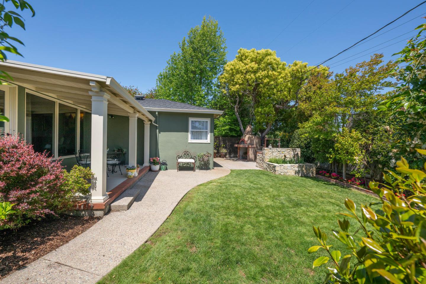 Detail Gallery Image 22 of 25 For 501 Yale Dr, San Mateo,  CA 94402 - 3 Beds | 2 Baths