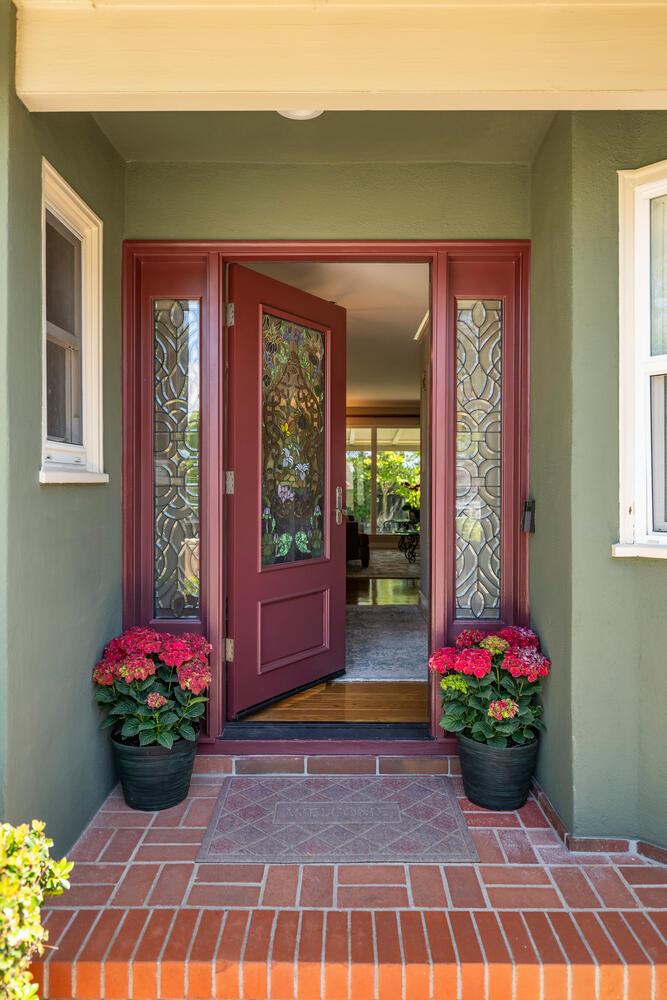 Detail Gallery Image 5 of 25 For 501 Yale Dr, San Mateo,  CA 94402 - 3 Beds | 2 Baths