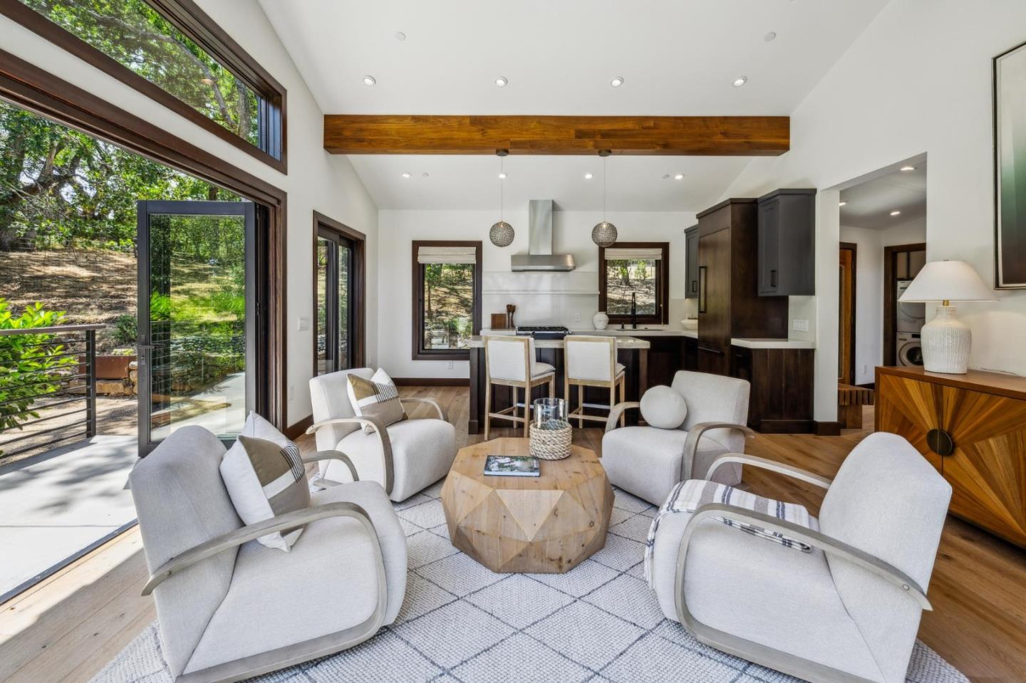 Detail Gallery Image 102 of 111 For 138 Bolivar Ln, Portola Valley,  CA 94028 - 6 Beds | 6 Baths