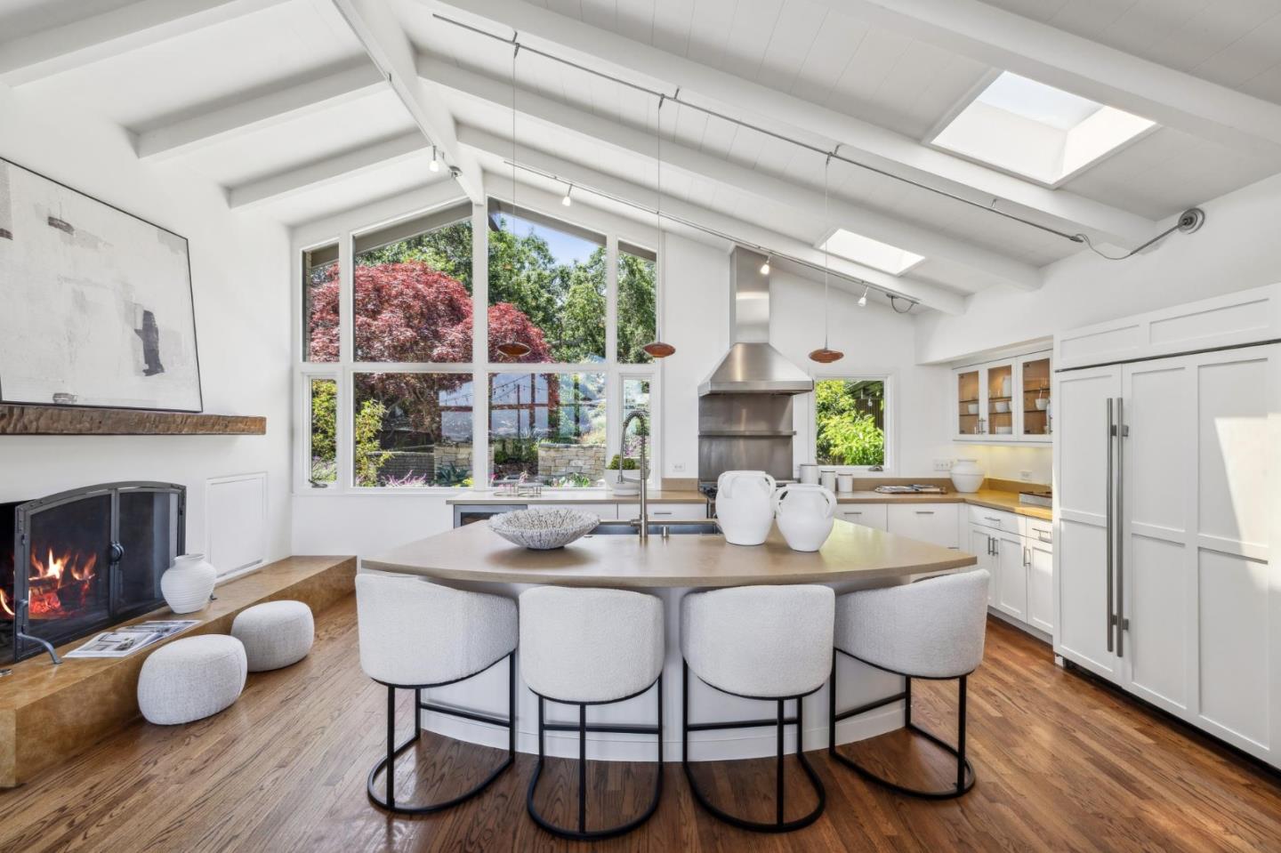 Detail Gallery Image 26 of 111 For 138 Bolivar Ln, Portola Valley,  CA 94028 - 6 Beds | 6 Baths