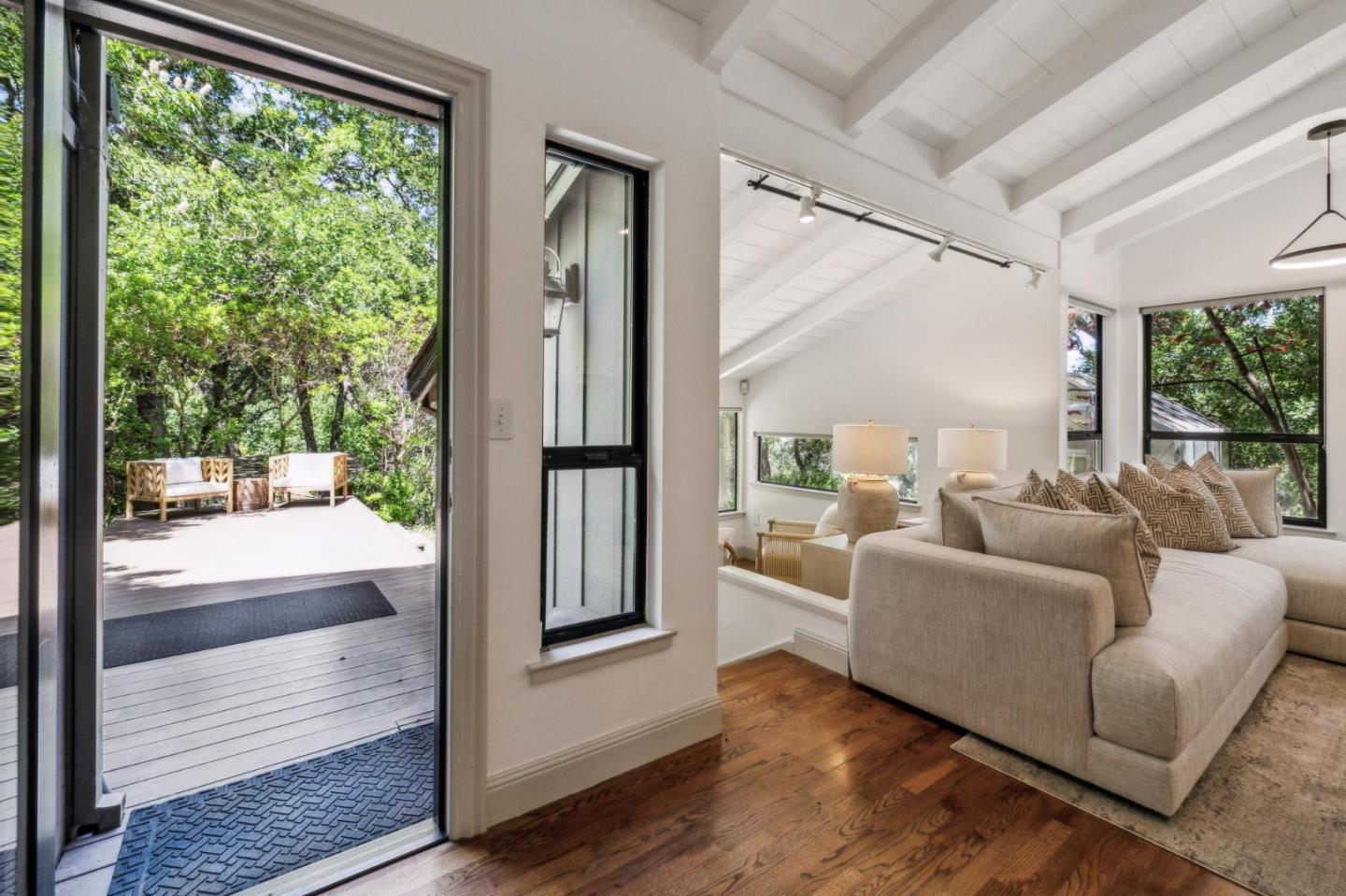 Detail Gallery Image 41 of 111 For 138 Bolivar Ln, Portola Valley,  CA 94028 - 6 Beds | 6 Baths