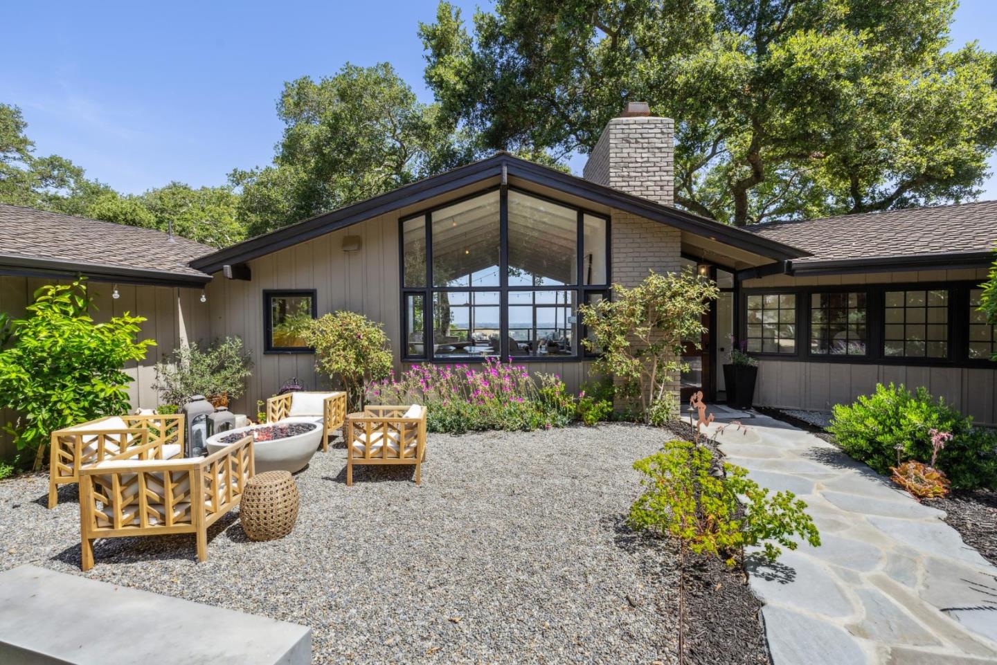 Detail Gallery Image 5 of 111 For 138 Bolivar Ln, Portola Valley,  CA 94028 - 6 Beds | 6 Baths