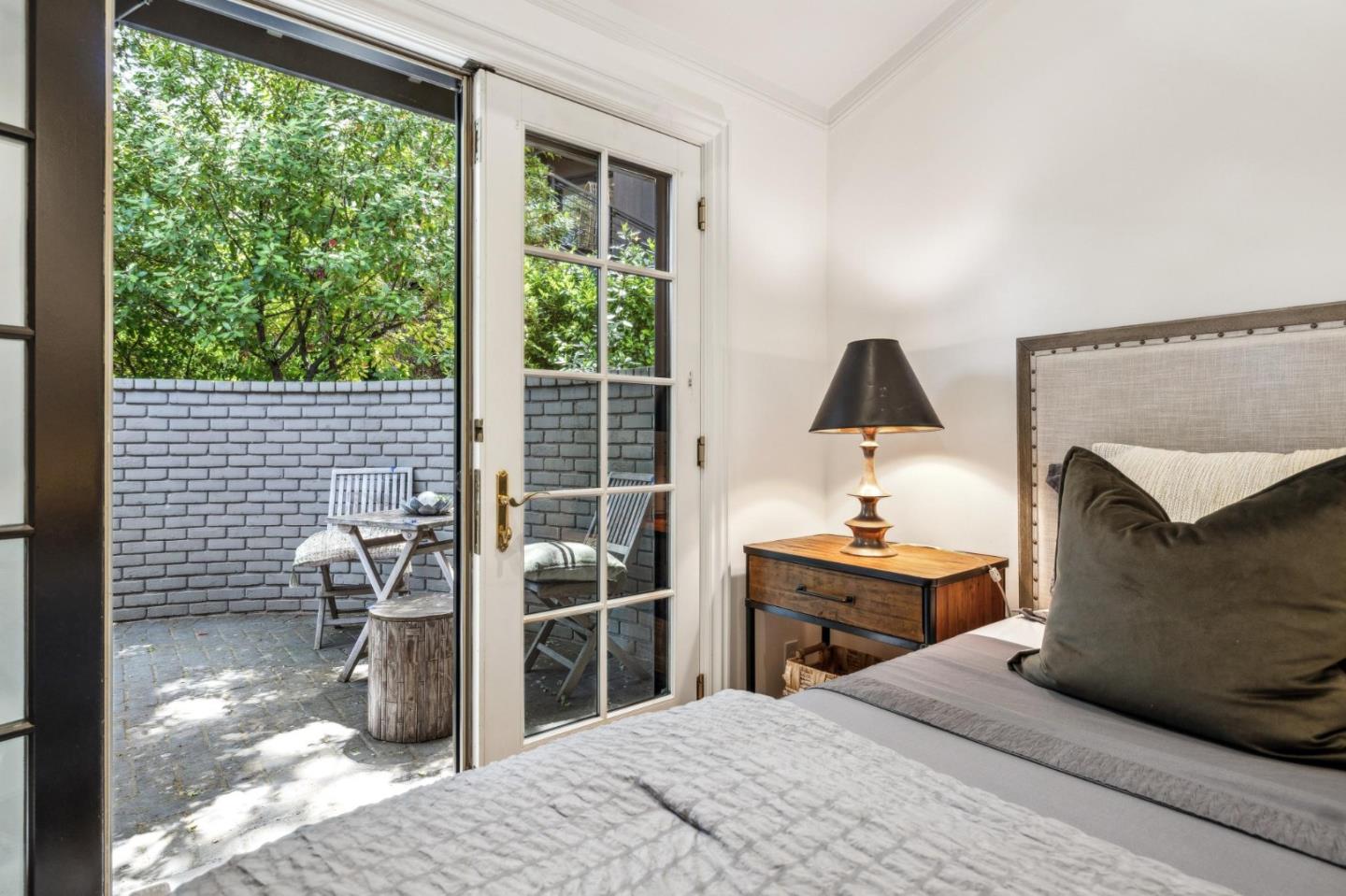 Detail Gallery Image 71 of 111 For 138 Bolivar Ln, Portola Valley,  CA 94028 - 6 Beds | 6 Baths
