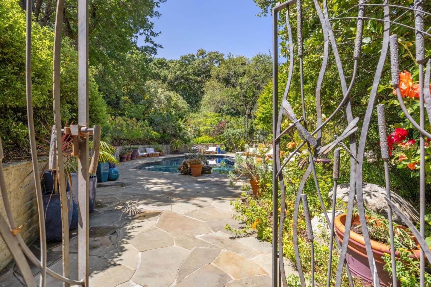 Detail Gallery Image 74 of 111 For 138 Bolivar Ln, Portola Valley,  CA 94028 - 6 Beds | 6 Baths