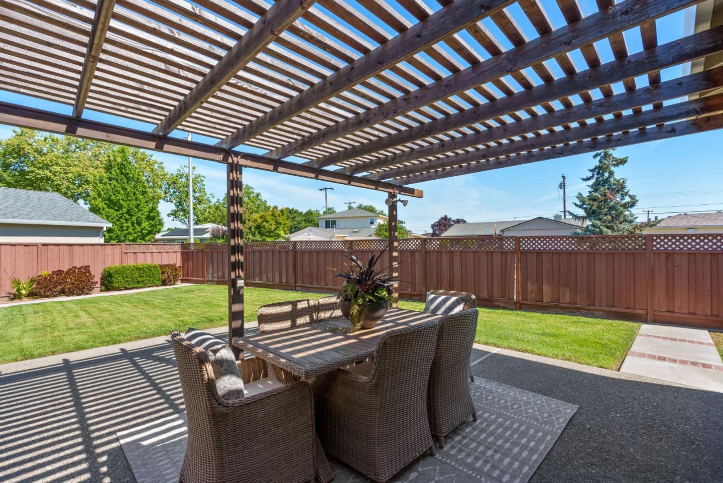 Detail Gallery Image 32 of 47 For 3468 Bella Vista Ct, Santa Clara,  CA 95051 - 4 Beds | 2 Baths