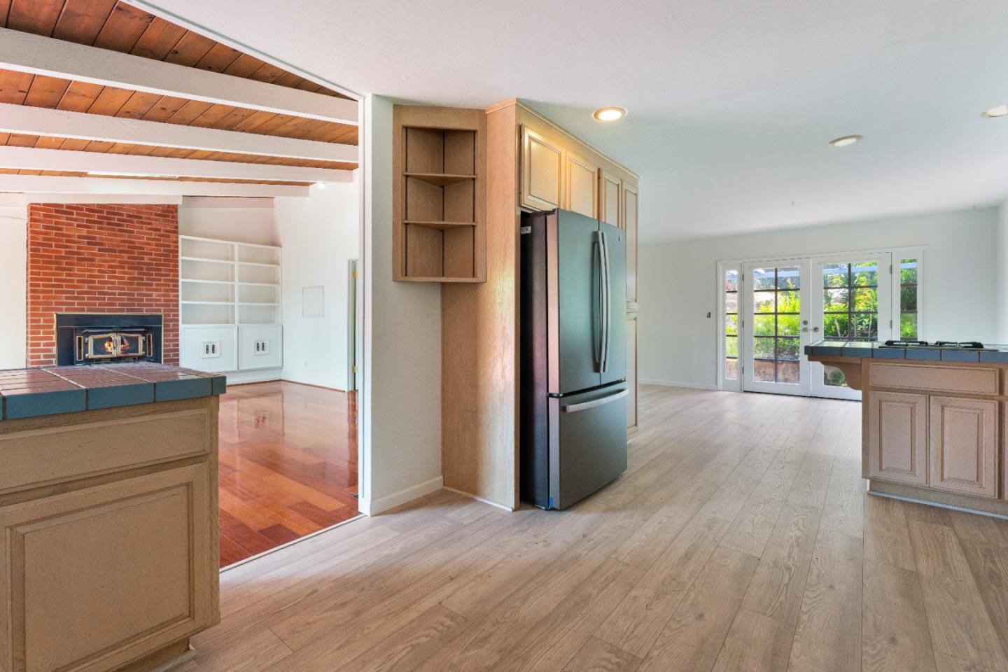 Detail Gallery Image 8 of 25 For 155 Stanford Dr, Ben Lomond,  CA 95005 - 5 Beds | 3 Baths