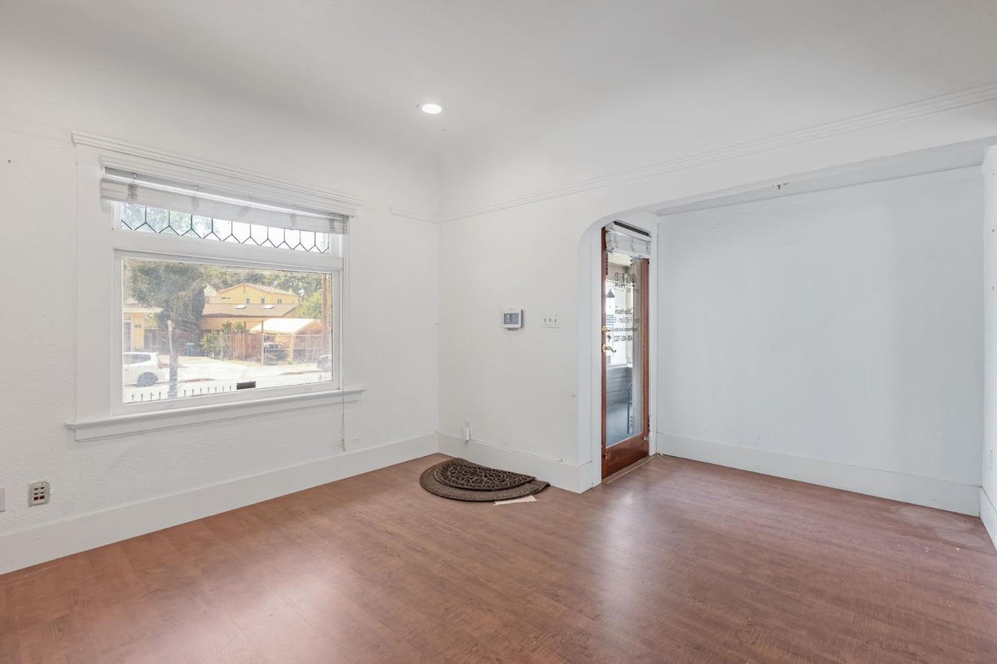Detail Gallery Image 3 of 19 For 136 Race St, San Jose,  CA 95126 - – Beds | – Baths