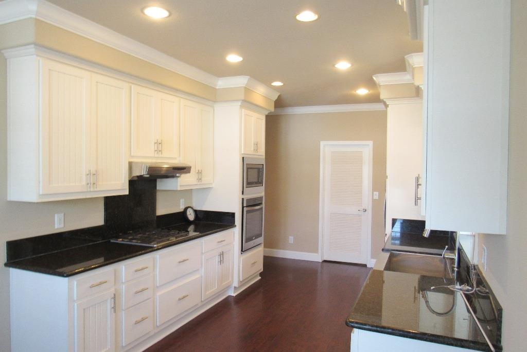 Detail Gallery Image 11 of 26 For 1085 Tasman Dr #905,  Sunnyvale,  CA 94089 - 3 Beds | 2 Baths