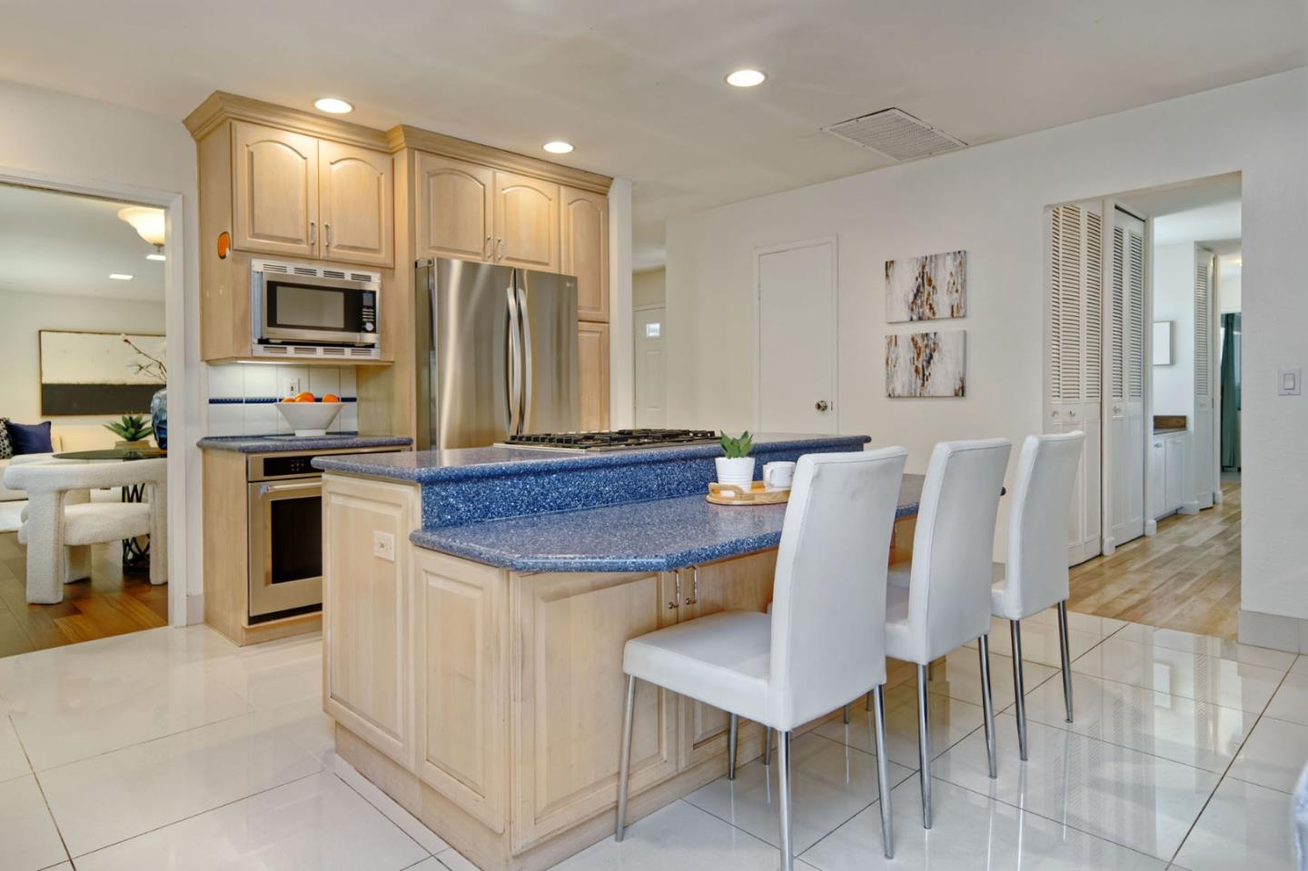 Detail Gallery Image 12 of 47 For 6372 Tamalpais Ave, San Jose,  CA 95120 - 4 Beds | 2 Baths
