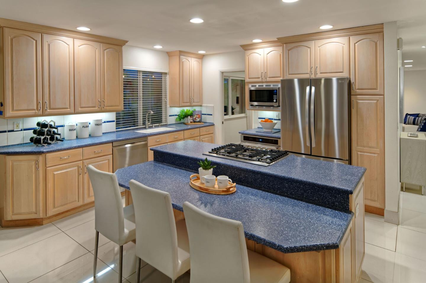 Detail Gallery Image 17 of 47 For 6372 Tamalpais Ave, San Jose,  CA 95120 - 4 Beds | 2 Baths