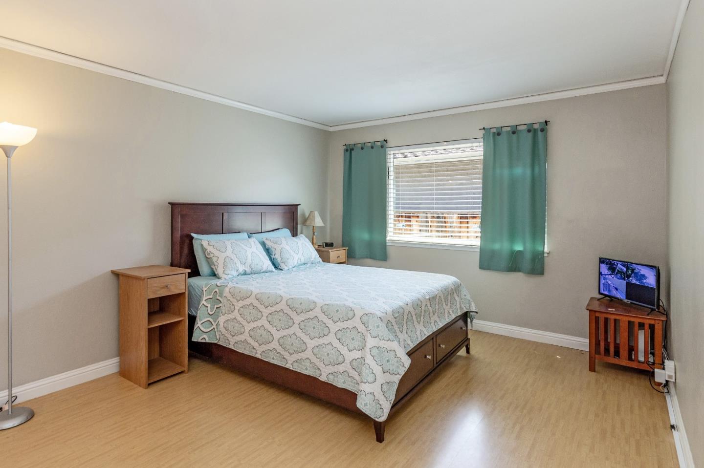 Detail Gallery Image 11 of 25 For 4463 Park Sommers Way, San Jose,  CA 95136 - 4 Beds | 2 Baths
