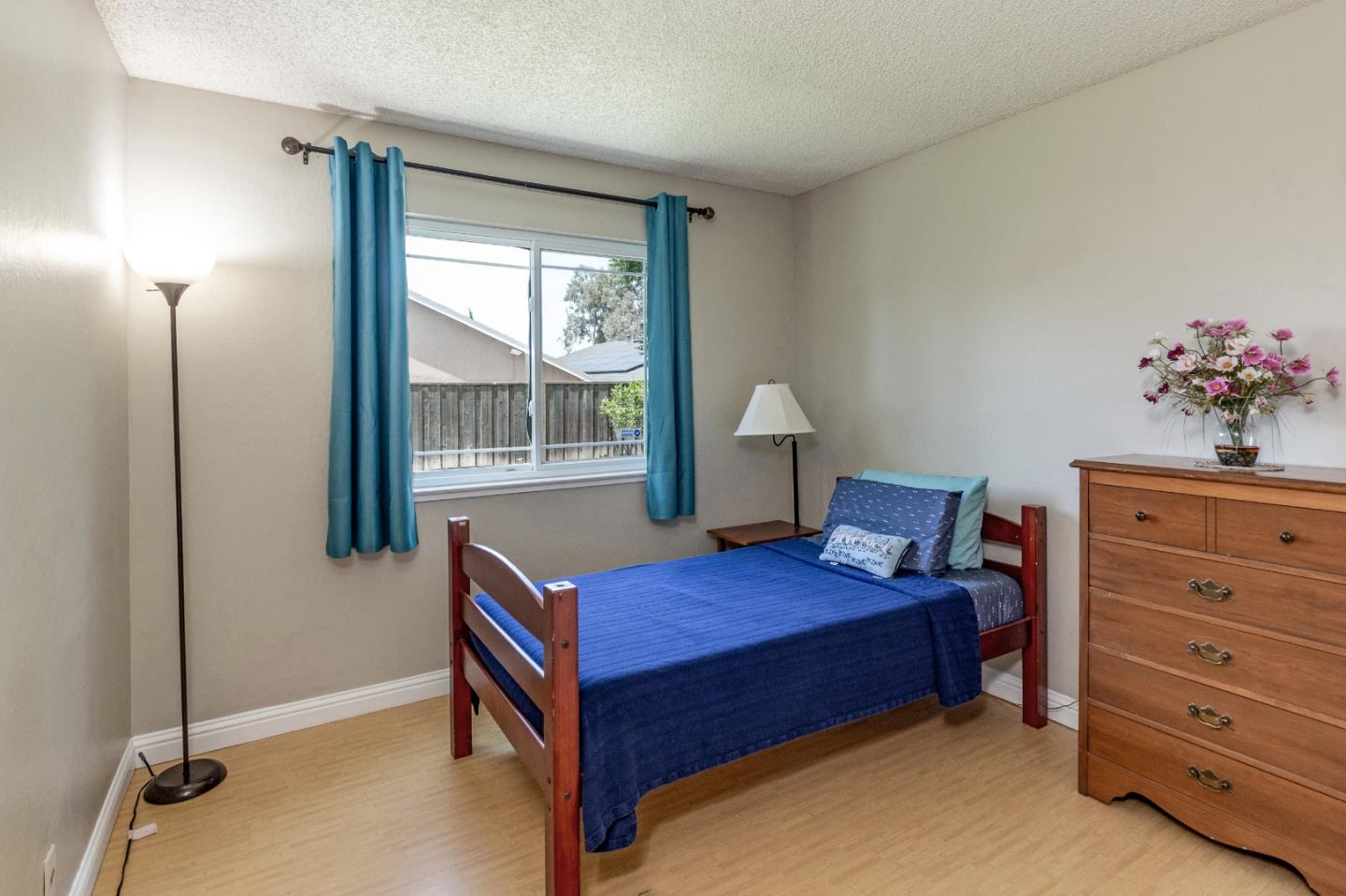 Detail Gallery Image 14 of 25 For 4463 Park Sommers Way, San Jose,  CA 95136 - 4 Beds | 2 Baths