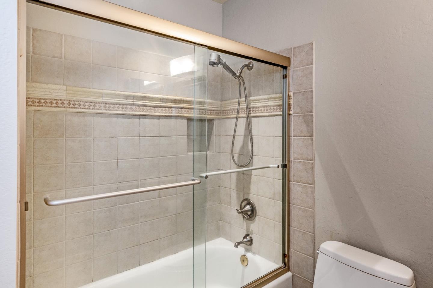 Detail Gallery Image 18 of 25 For 4463 Park Sommers Way, San Jose,  CA 95136 - 4 Beds | 2 Baths