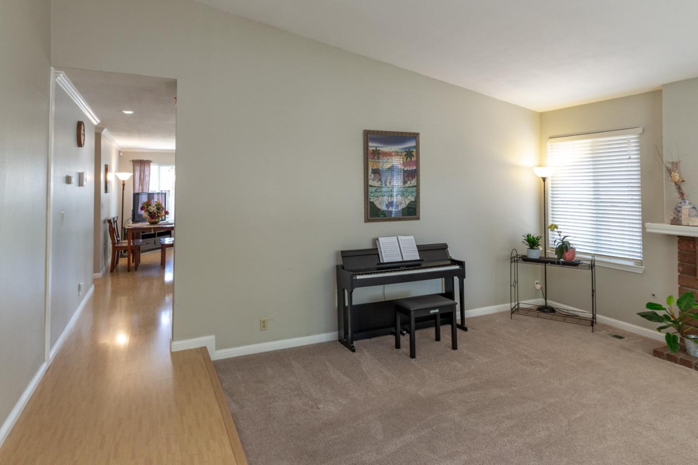 Detail Gallery Image 4 of 25 For 4463 Park Sommers Way, San Jose,  CA 95136 - 4 Beds | 2 Baths