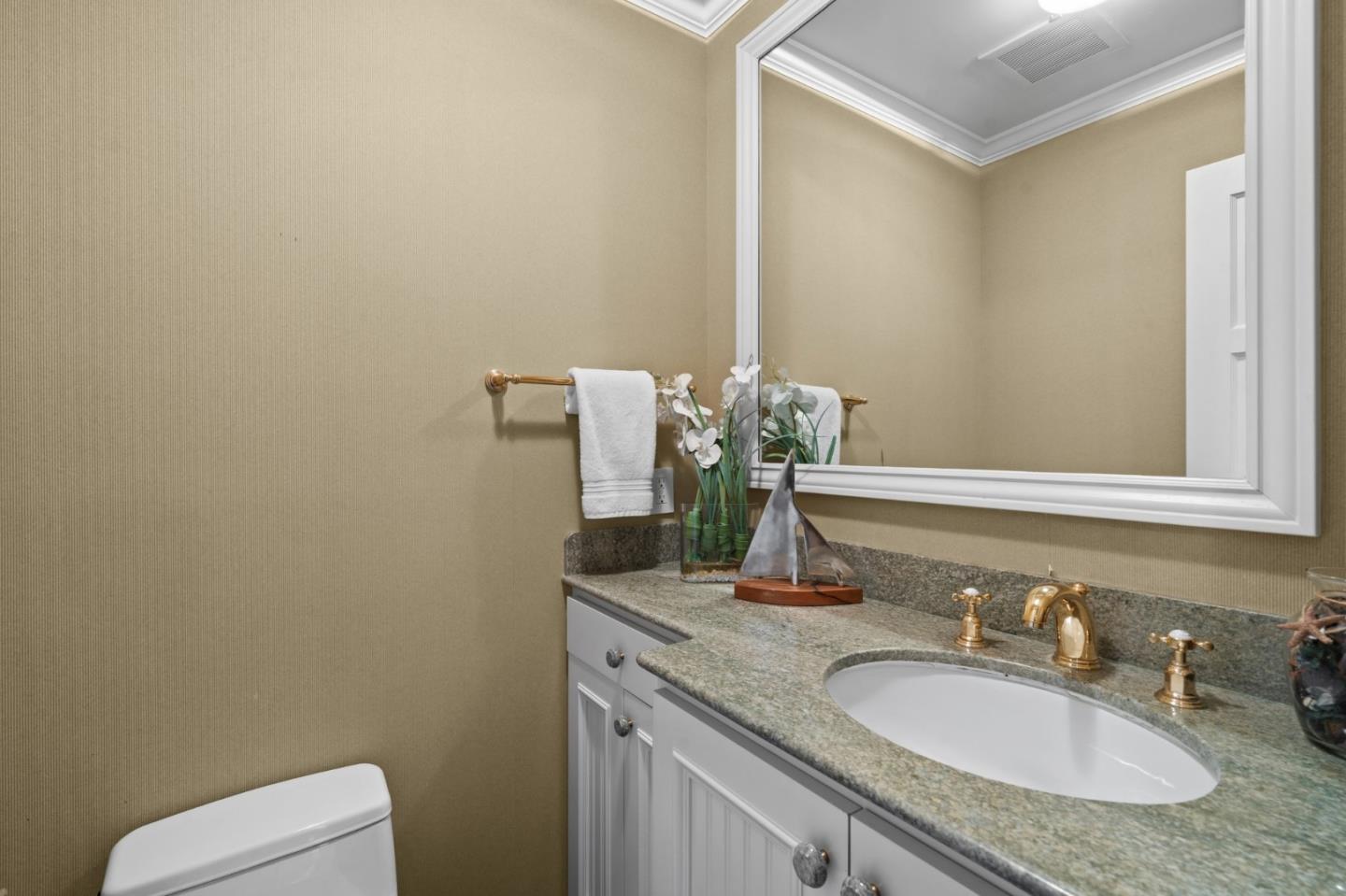 Photo #16: ML82007328 Listing: Photo #16