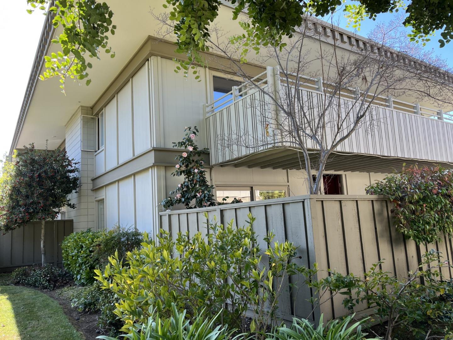 Photo #2: ML82007328 Listing 