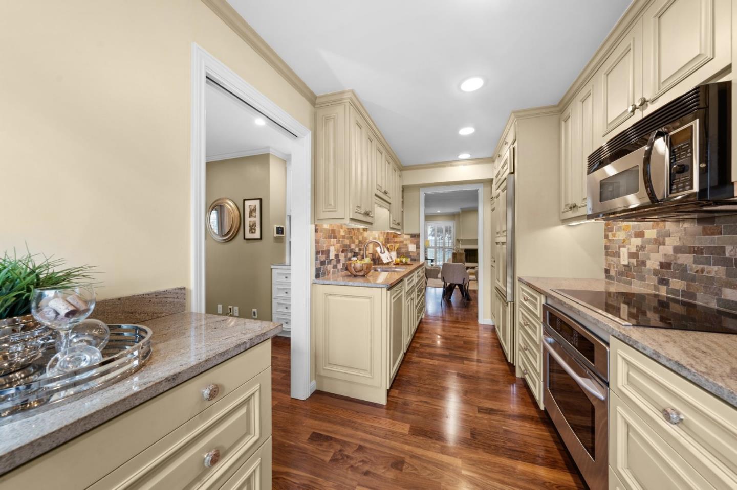 Photo #22: ML82007328 Listing: Photo #22