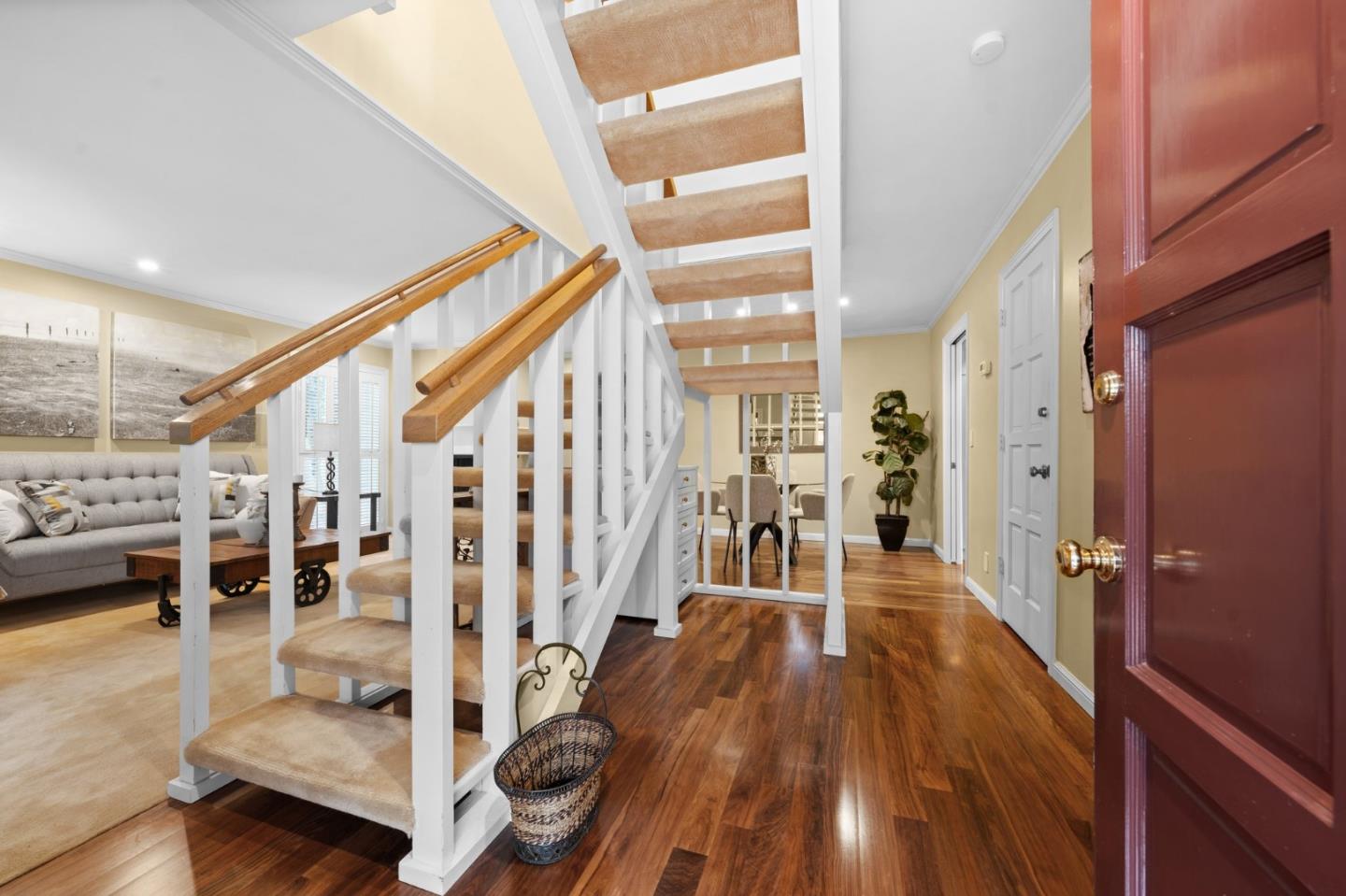 Photo #8: ML82007328 Listing: Photo #8