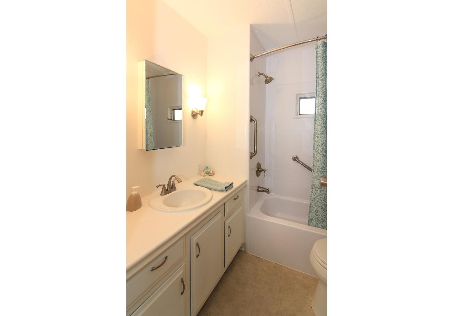 Detail Gallery Image 16 of 35 For 800 Brommer St #34,  Santa Cruz,  CA 95062 - 2 Beds | 1 Baths