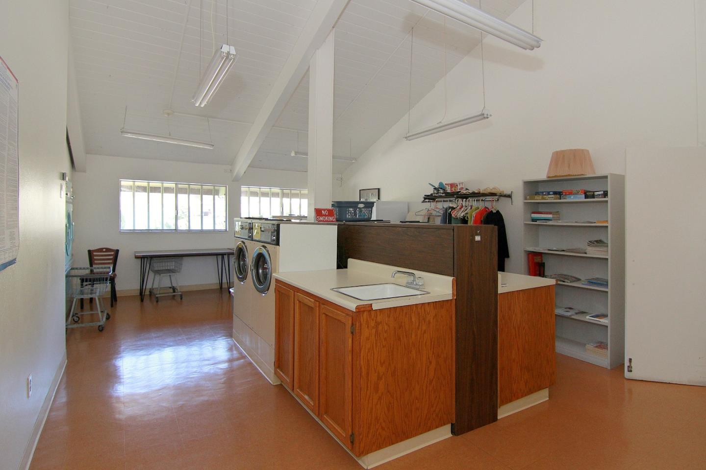 Detail Gallery Image 27 of 35 For 800 Brommer St #34,  Santa Cruz,  CA 95062 - 2 Beds | 1 Baths