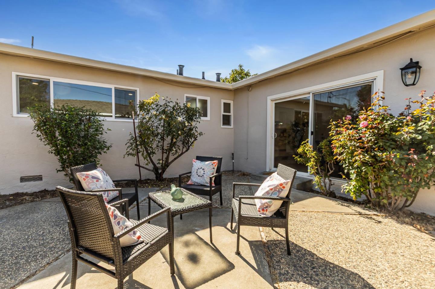 Detail Gallery Image 15 of 32 For 1598 Hallbrook Dr, San Jose,  CA 95118 - 3 Beds | 2 Baths