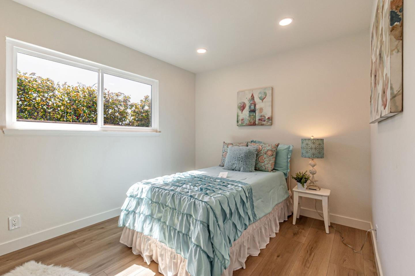 Detail Gallery Image 21 of 32 For 1598 Hallbrook Dr, San Jose,  CA 95118 - 3 Beds | 2 Baths