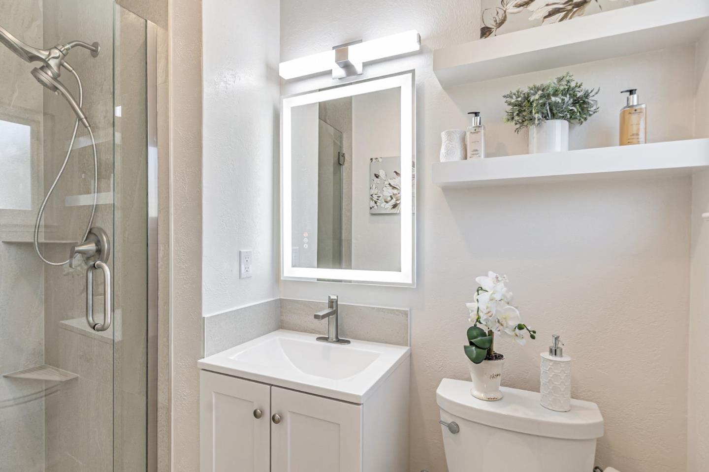 Detail Gallery Image 29 of 32 For 1598 Hallbrook Dr, San Jose,  CA 95118 - 3 Beds | 2 Baths