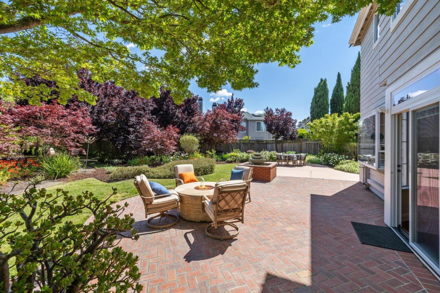 Detail Gallery Image 60 of 69 For 910 Governors Bay Dr, Redwood City,  CA 94065 - 5 Beds | 3 Baths