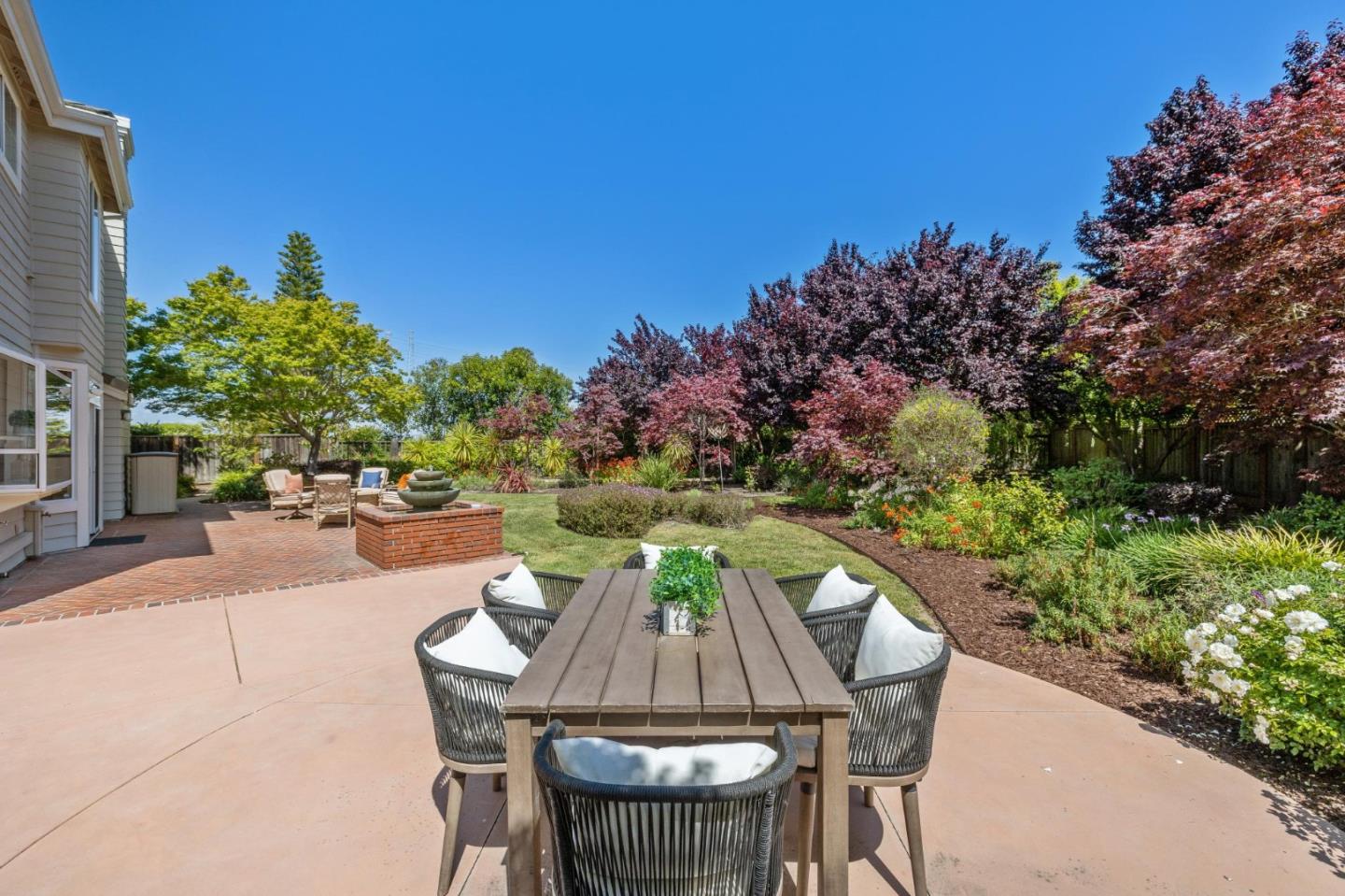 Detail Gallery Image 63 of 69 For 910 Governors Bay Dr, Redwood City,  CA 94065 - 5 Beds | 3 Baths