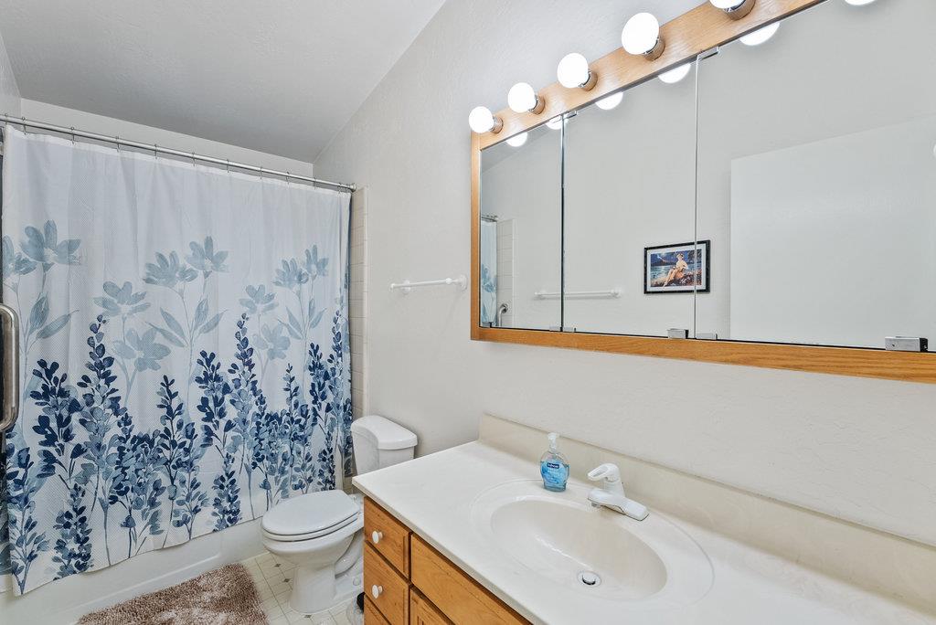 Detail Gallery Image 22 of 38 For 208 Valencia Ave, Aptos,  CA 95003 - 3 Beds | 2 Baths